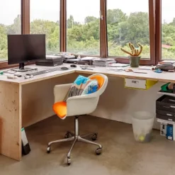 Container Atlas Desk